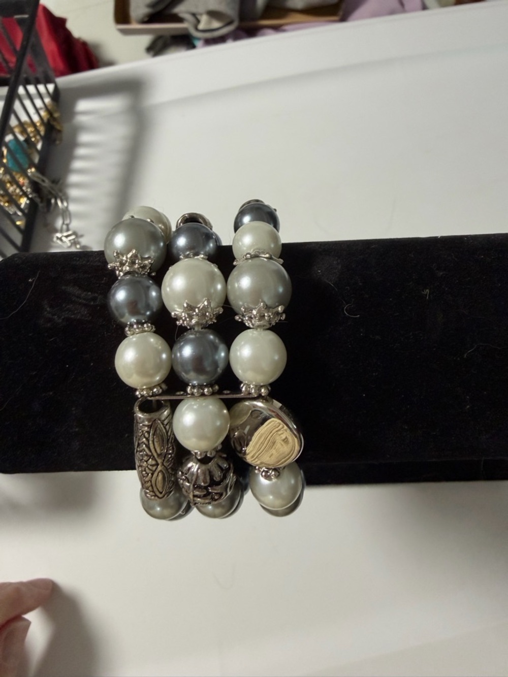 Silver and Pearl Stretch Bracelet Set - Elegant Women's Jewelry